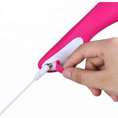 Les filles de poids du commerce font à amour l'attachement femelle de Massager de baguette magique 3.7v rechargeable Li Ion Battery